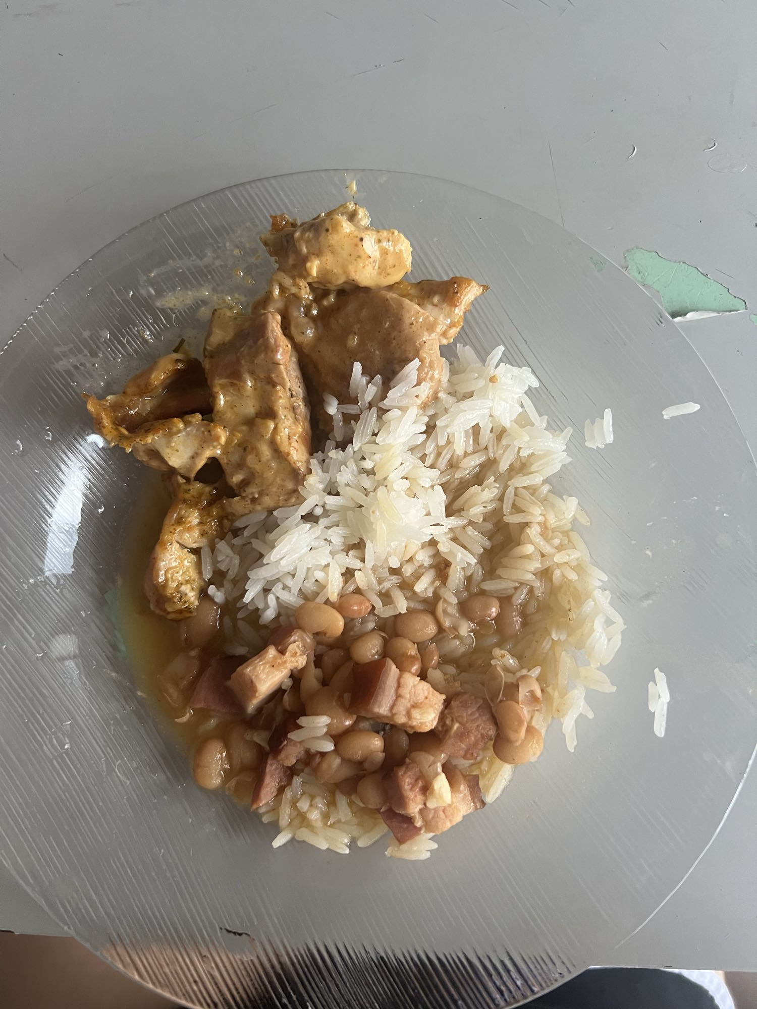 Arroz, feijão, frango e bacon