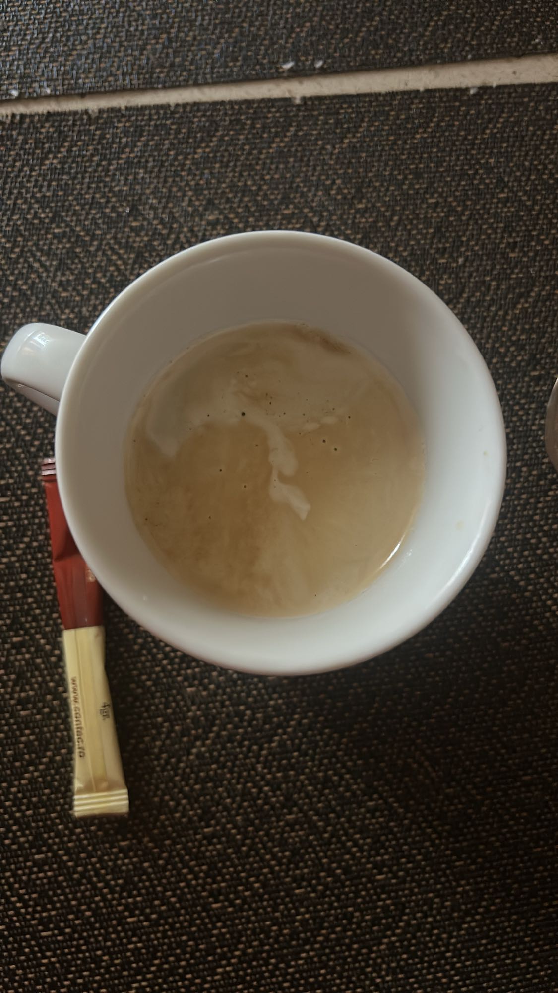 Cafea cu lapte și zahăr