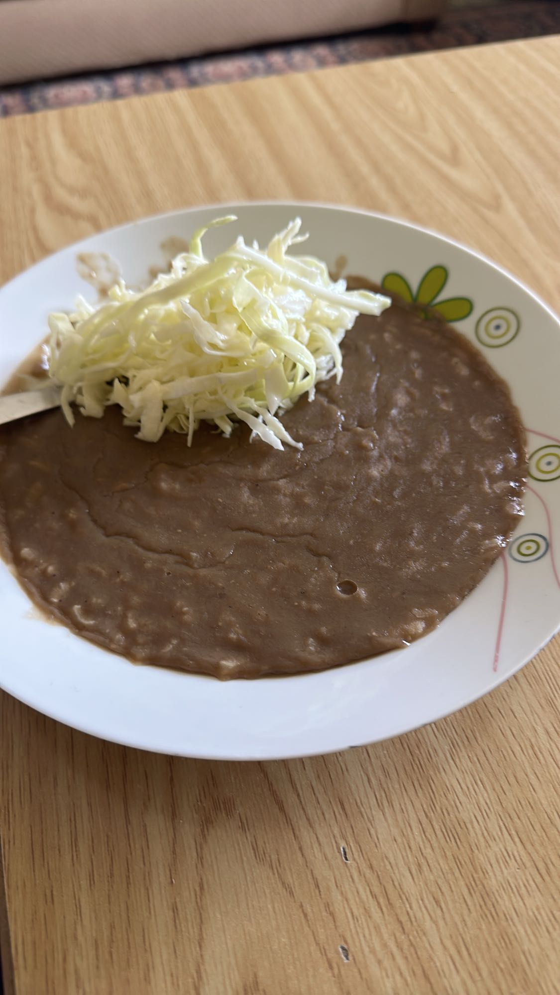 Bean puree with cabbage