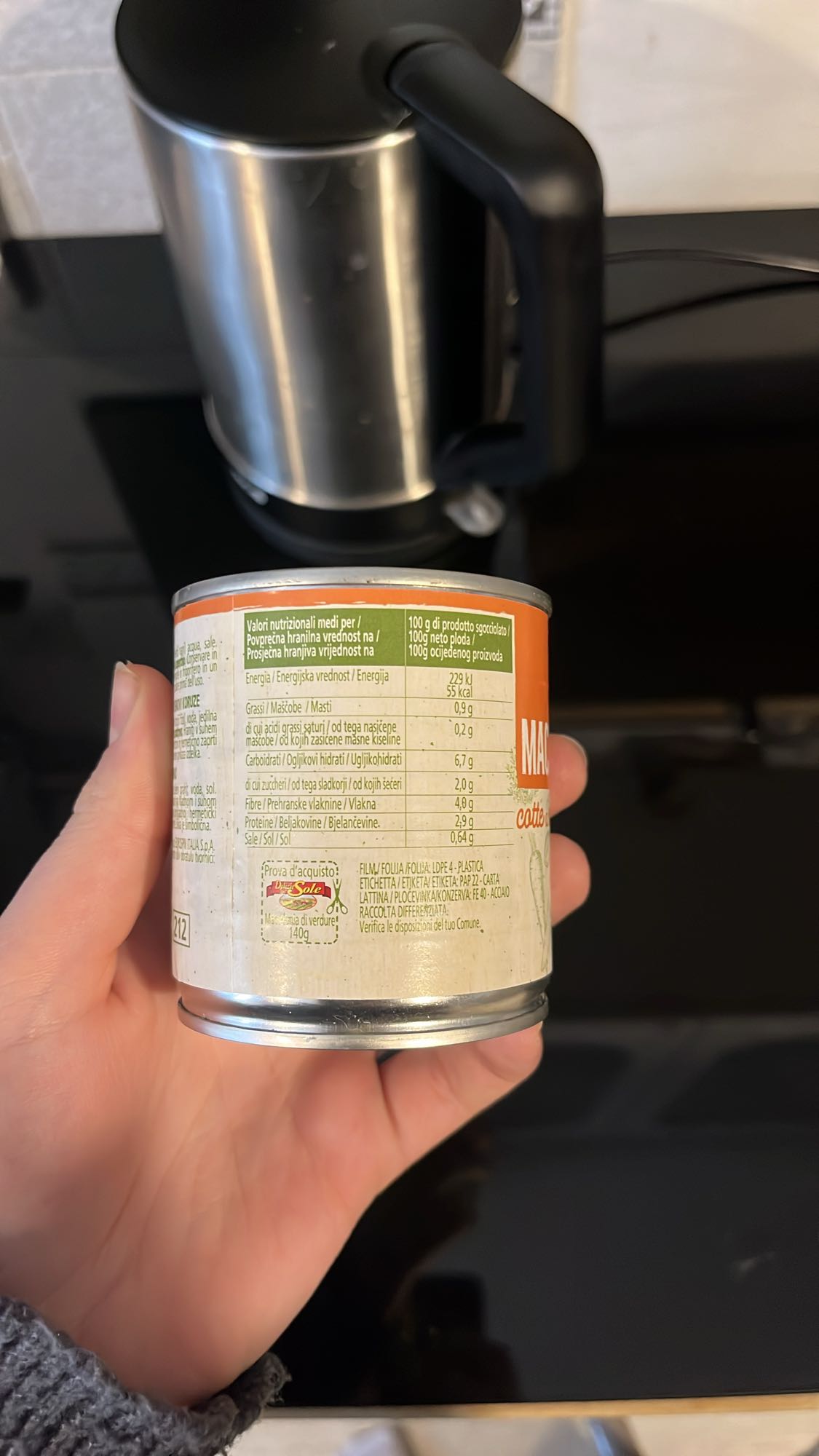 Misto di verdure in scatola