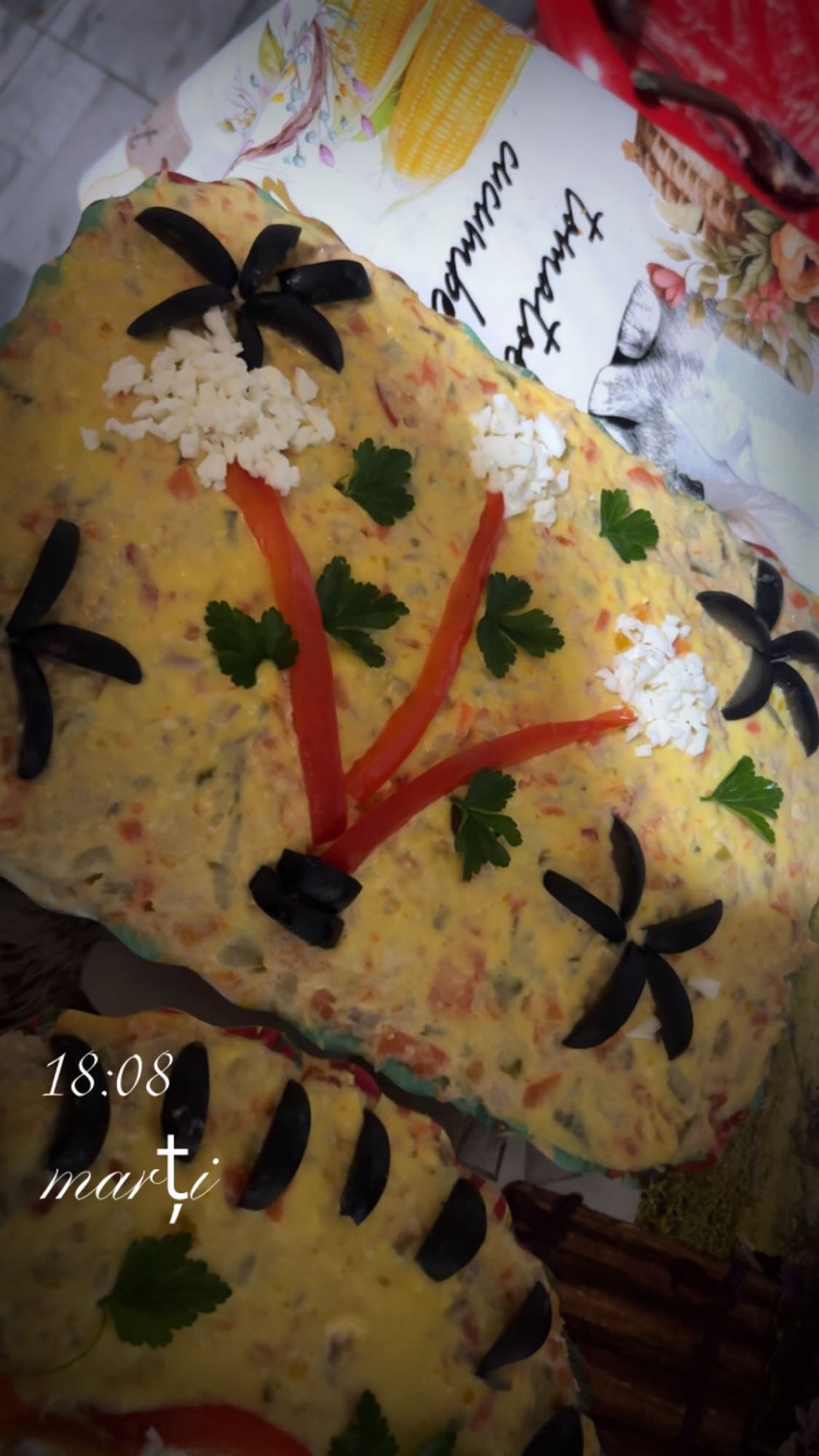 Salată de boeuf decorată