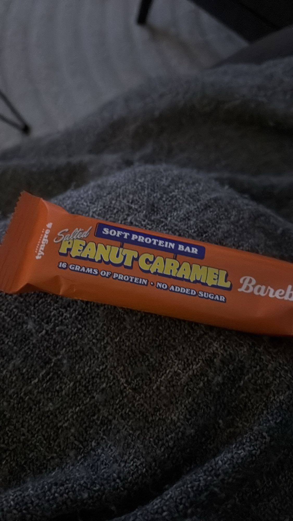 Saltad jordnötskaramellbar