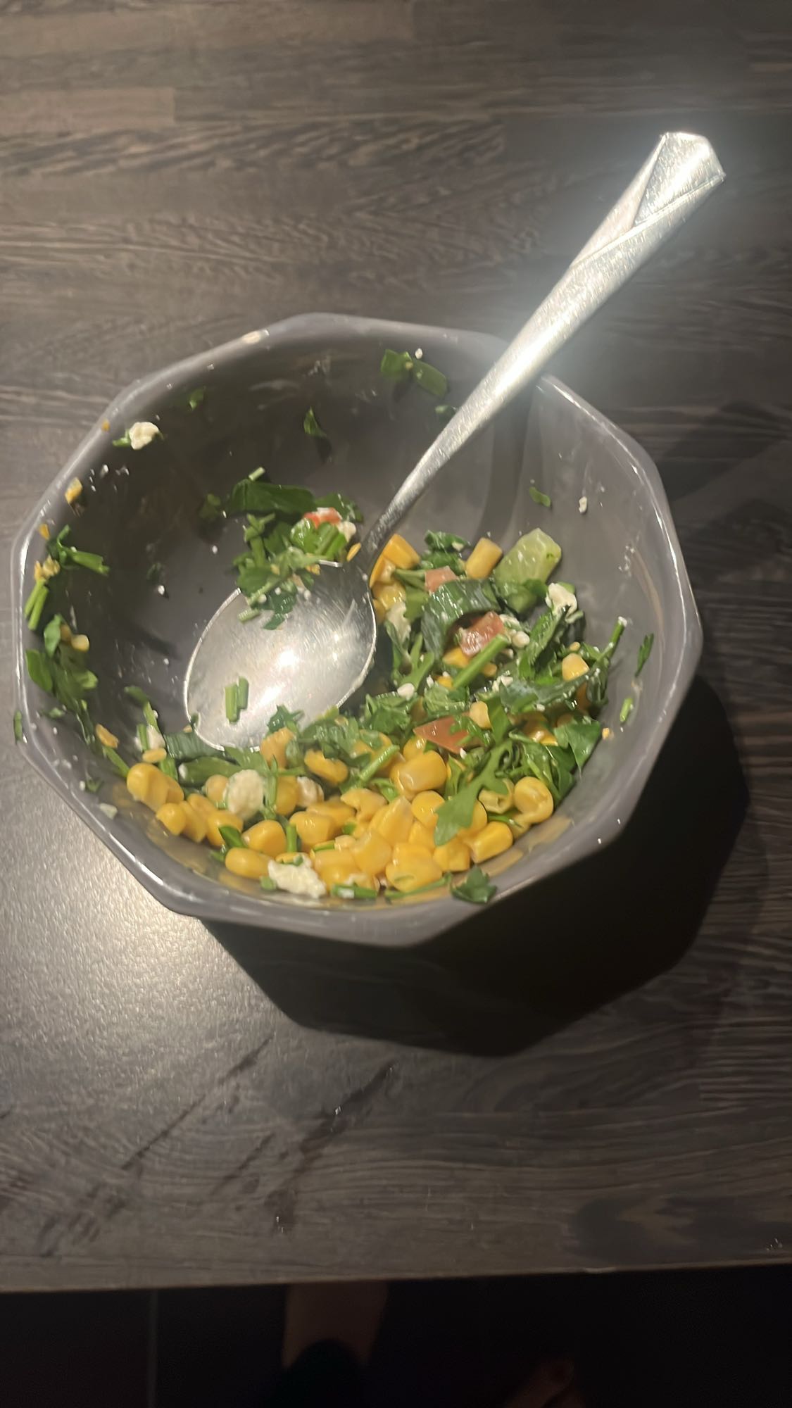 Majssallad med grönsaker