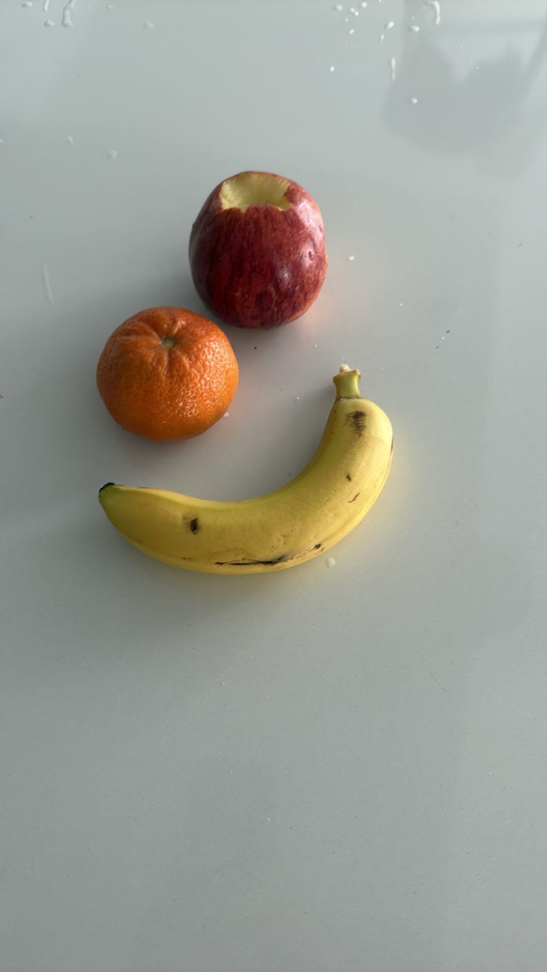 Assiette de fruits frais