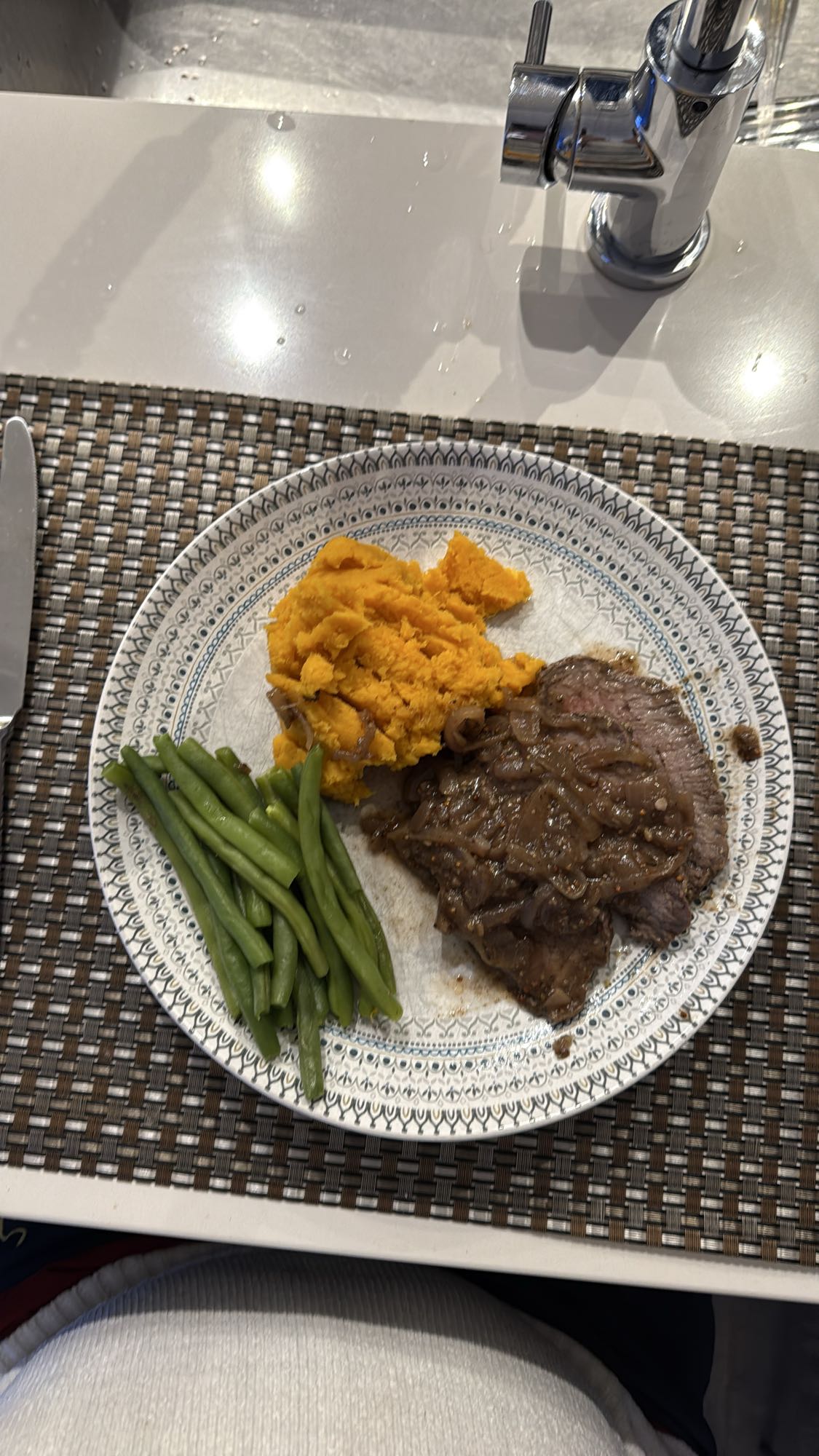 Boeuf, haricots verts, patate douce