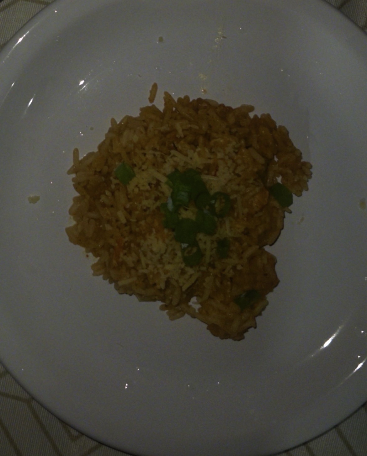 Arroz com queijo e cebolinha