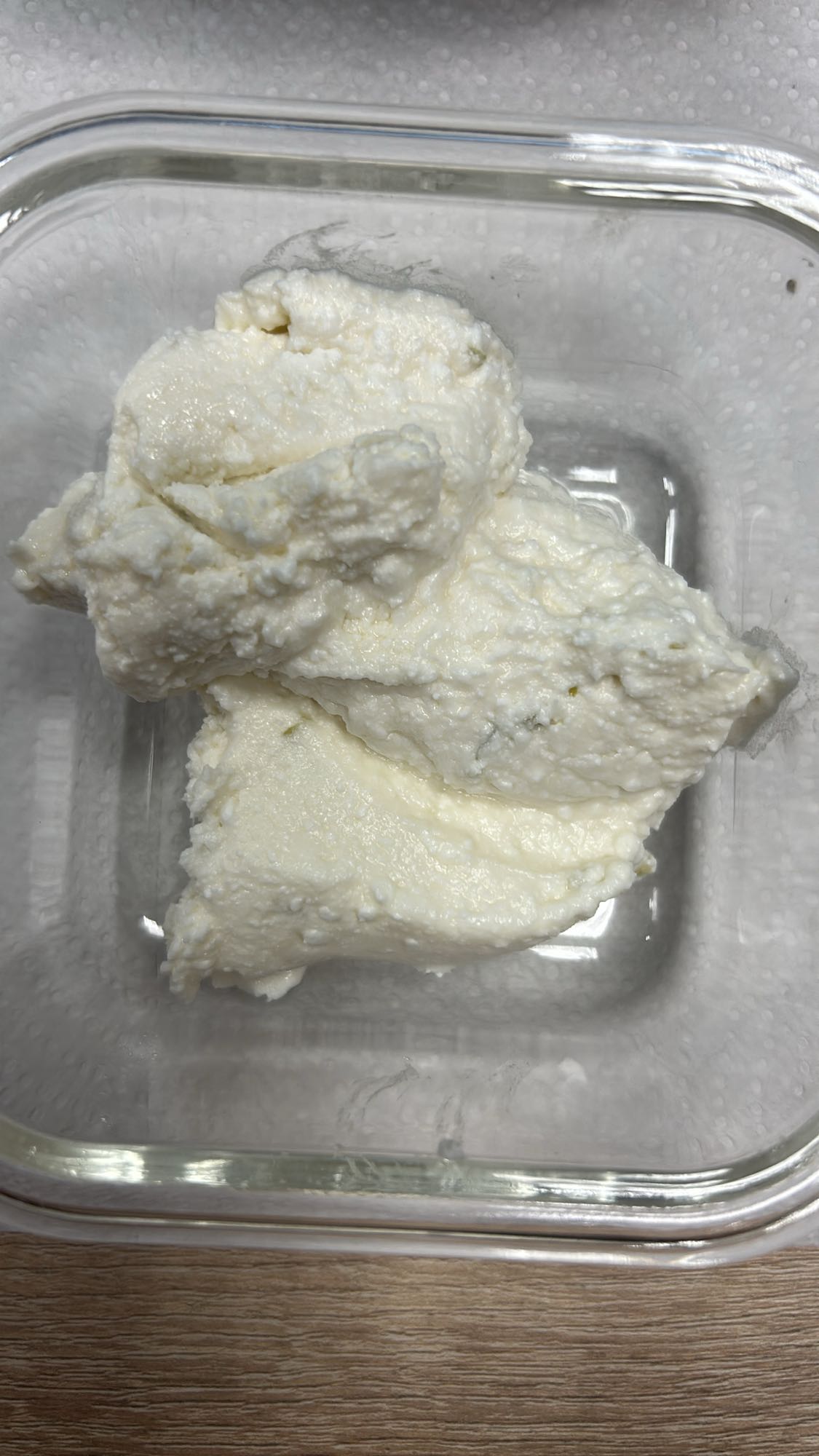 Brânză proaspătă de vaci