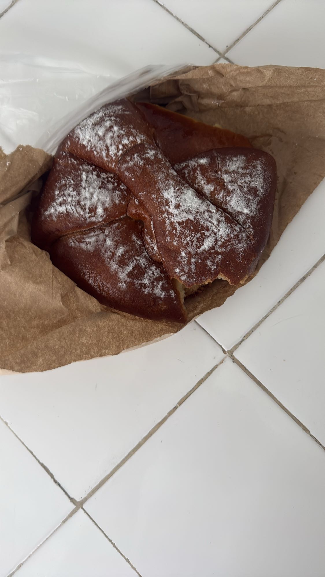 Pască cu zahăr pudră