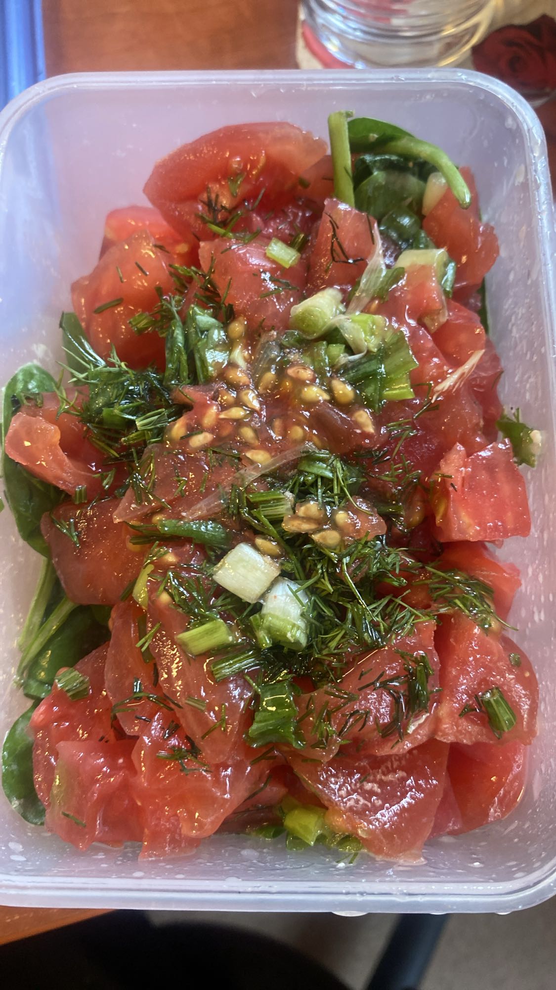 Sałatka pomidorowa z ziołami