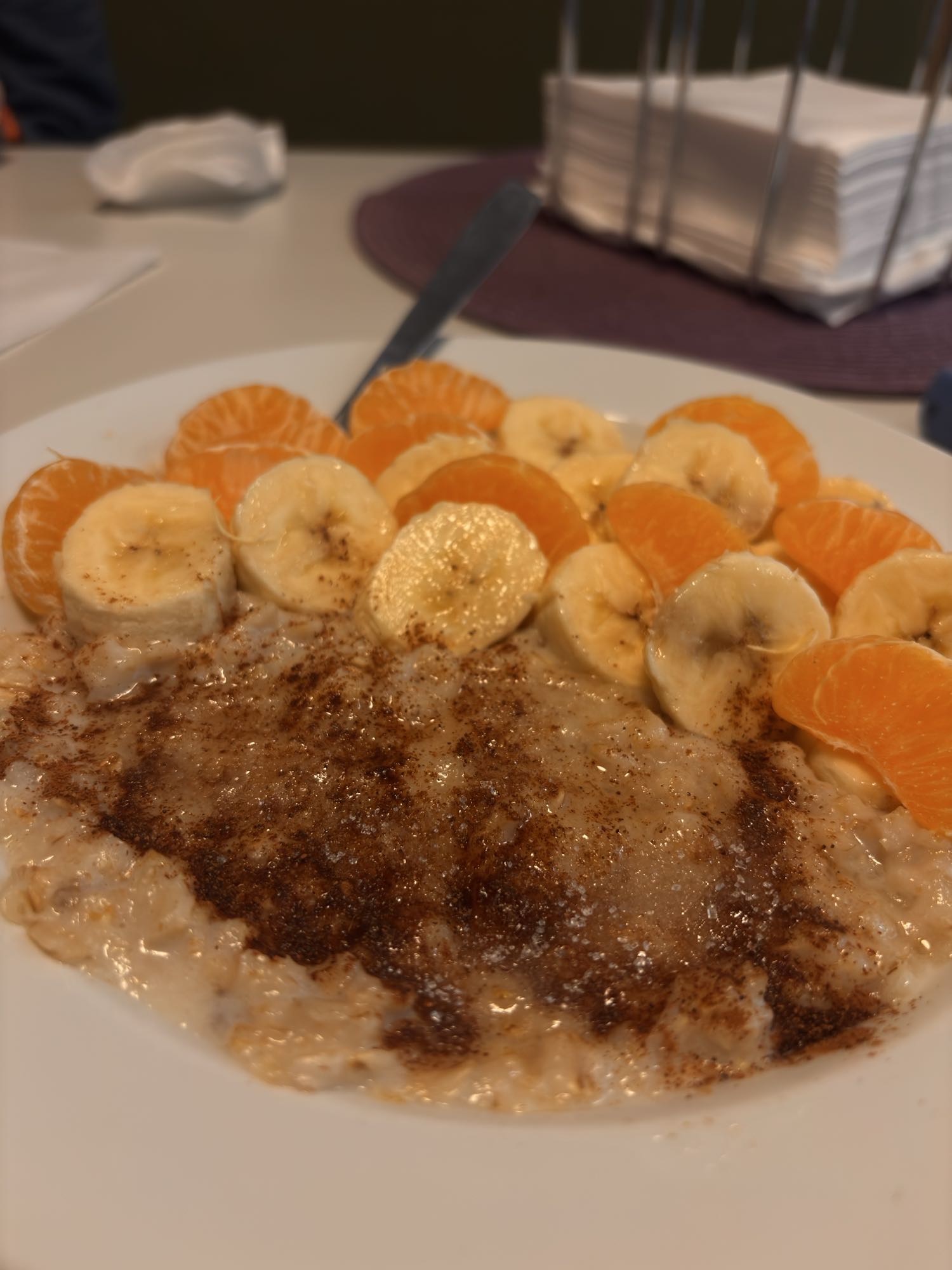 Havregrynsgröt med frukt