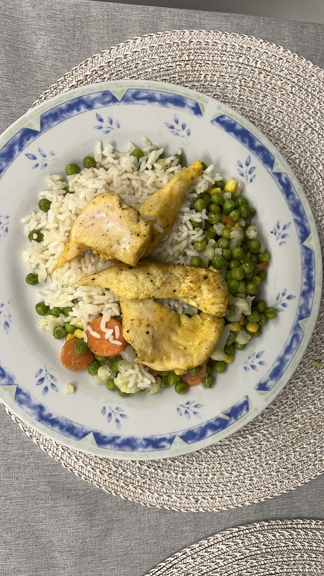 Tavuklu Sebzeli Pilav