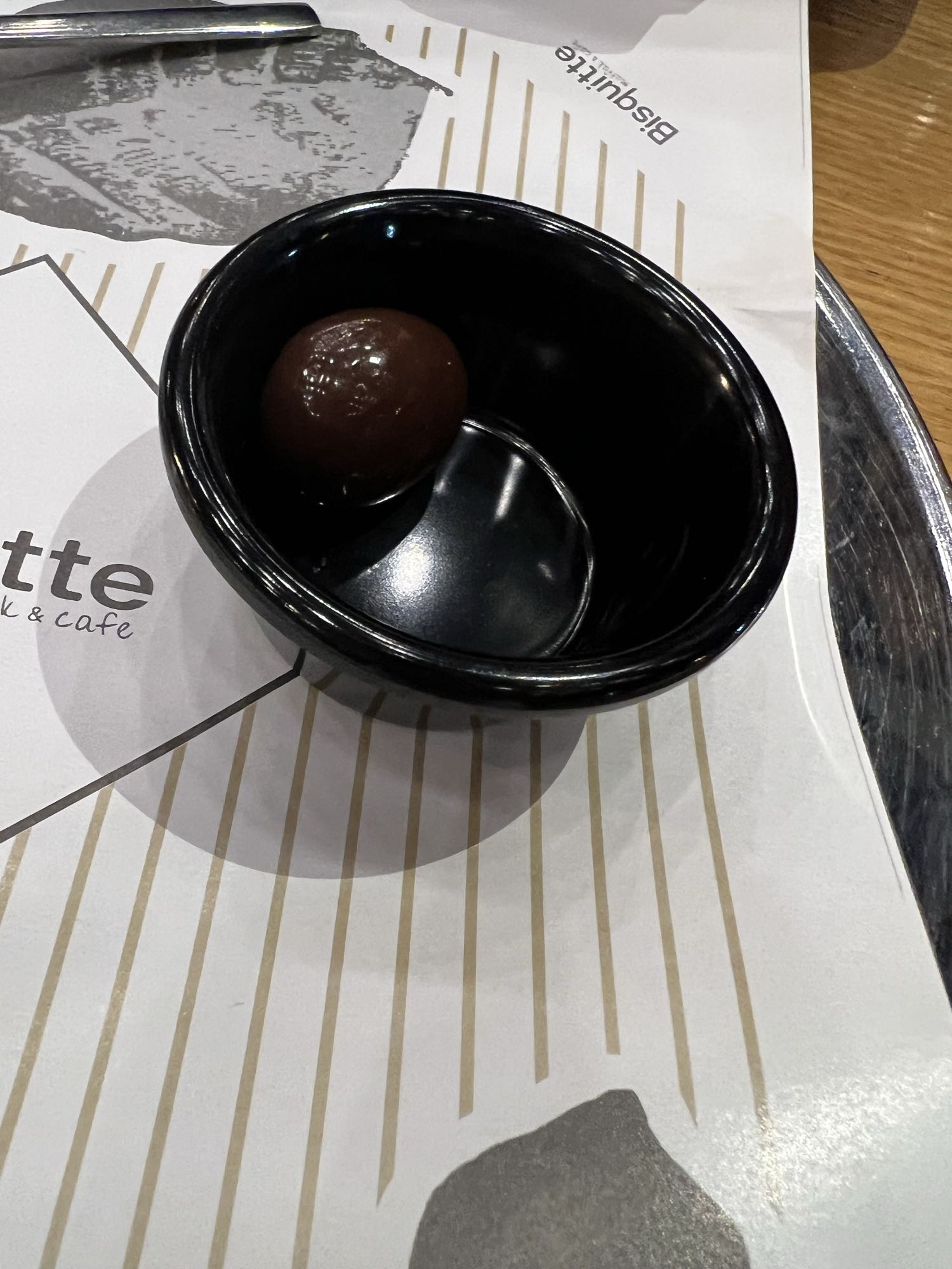 Chocolate truffle ball