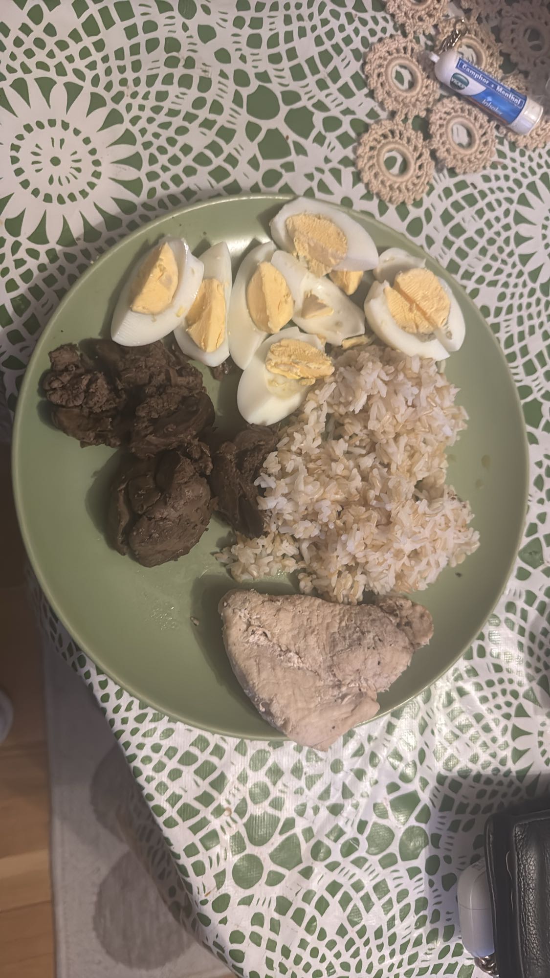 Kyckling, ris, ägg, lever