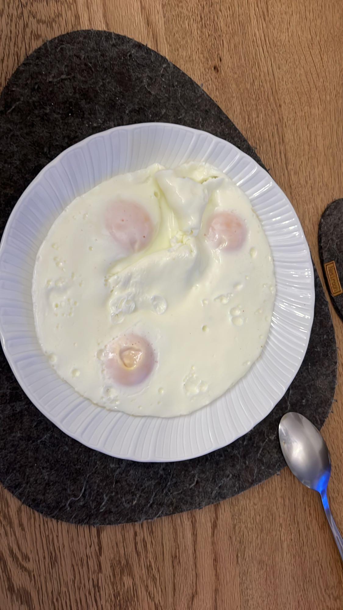 Yumurta beyazı ve sarısı