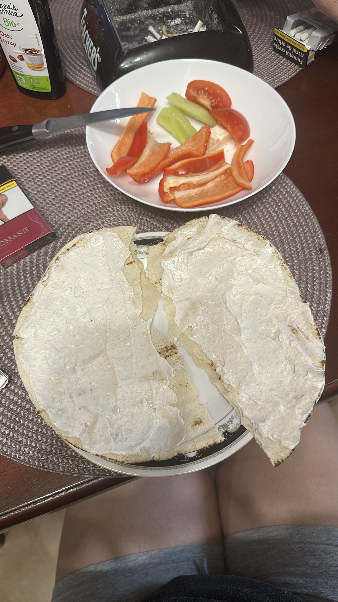 Lipie cu cremă și legume