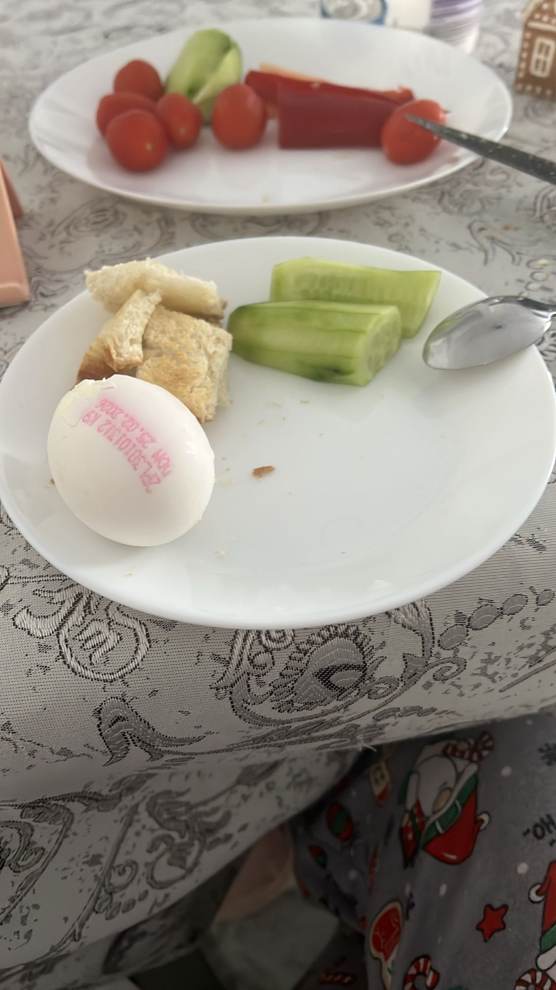 Mic dejun cu ou și legume