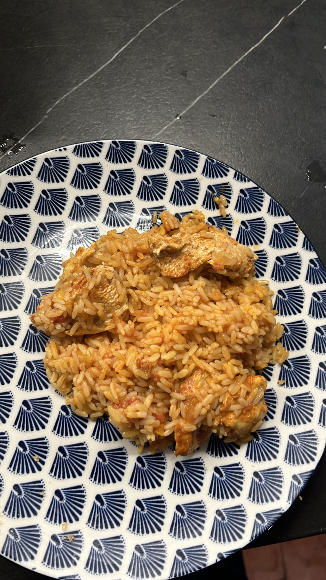 Riz au poulet tomate