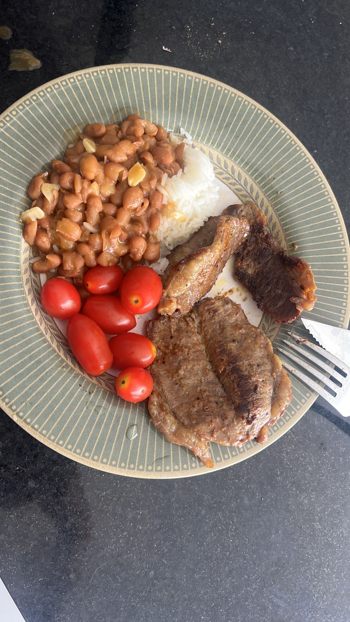 Prato brasileiro simples