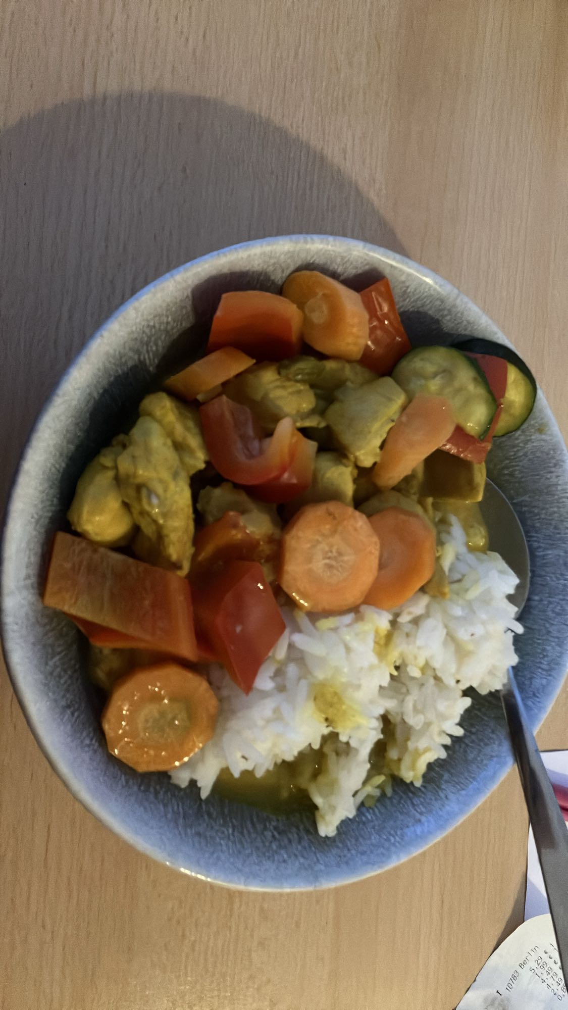 Frango ao curry com arroz