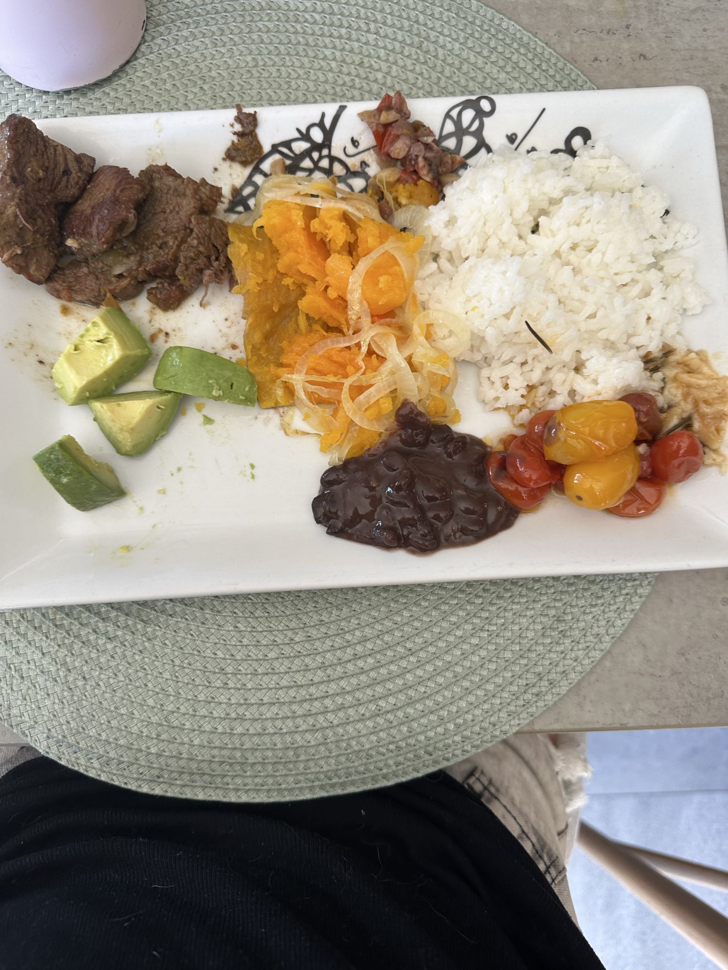 Plato variado con carne