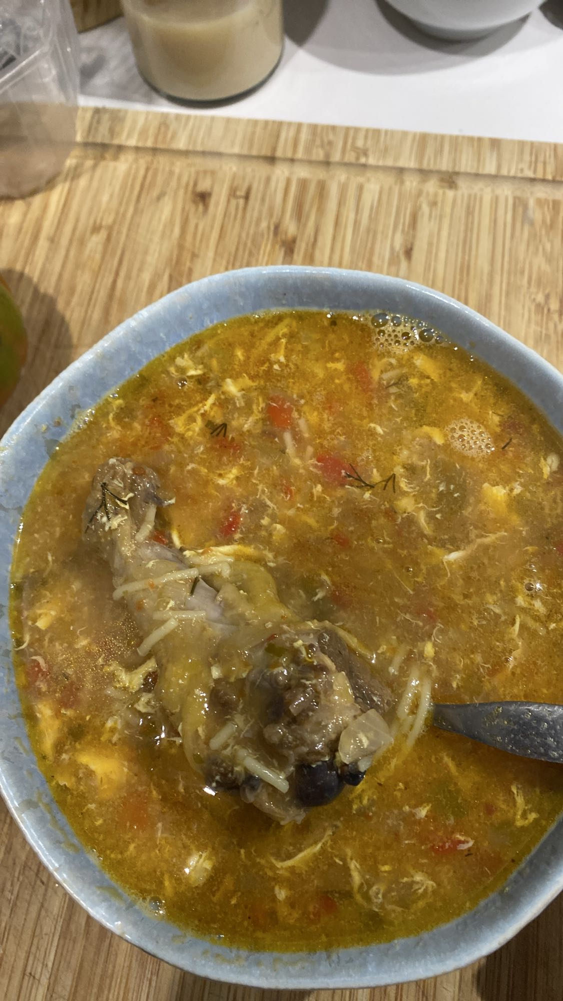 Ciorbă de pui cu tăiței