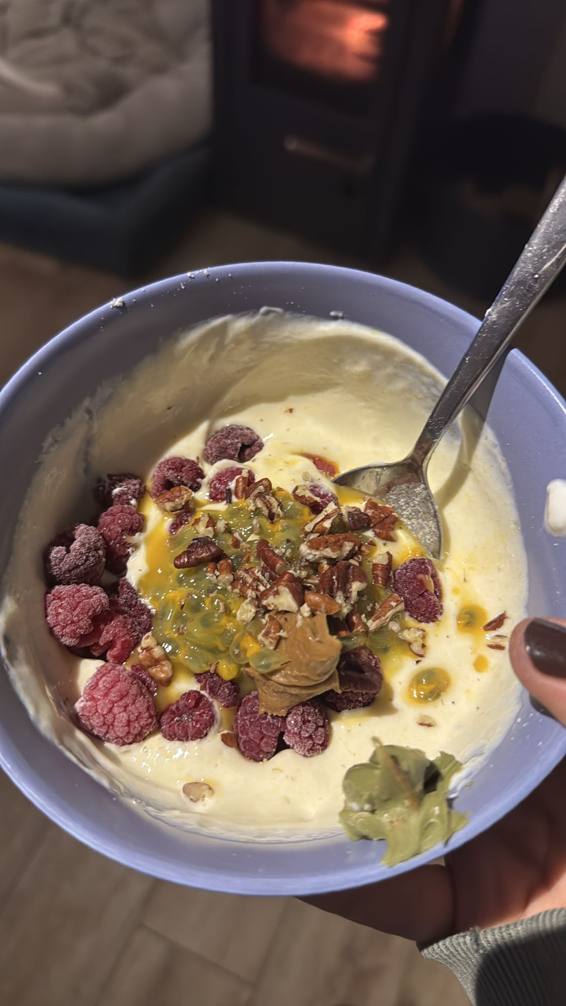 Yoghurt met fruit en noten