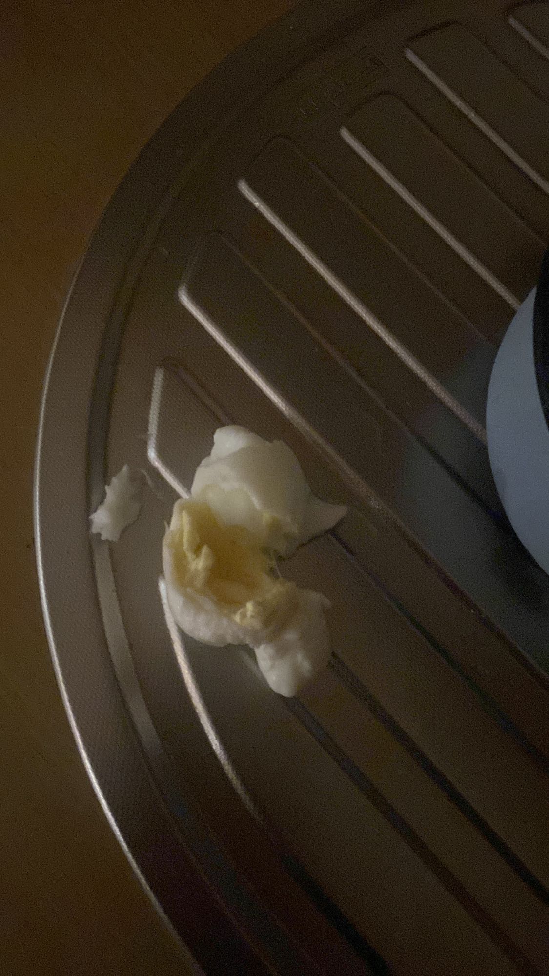 połówka jajka gotowanego