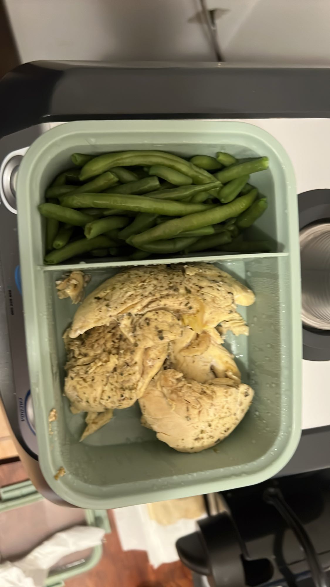 Tavuk ve yeşil fasulye