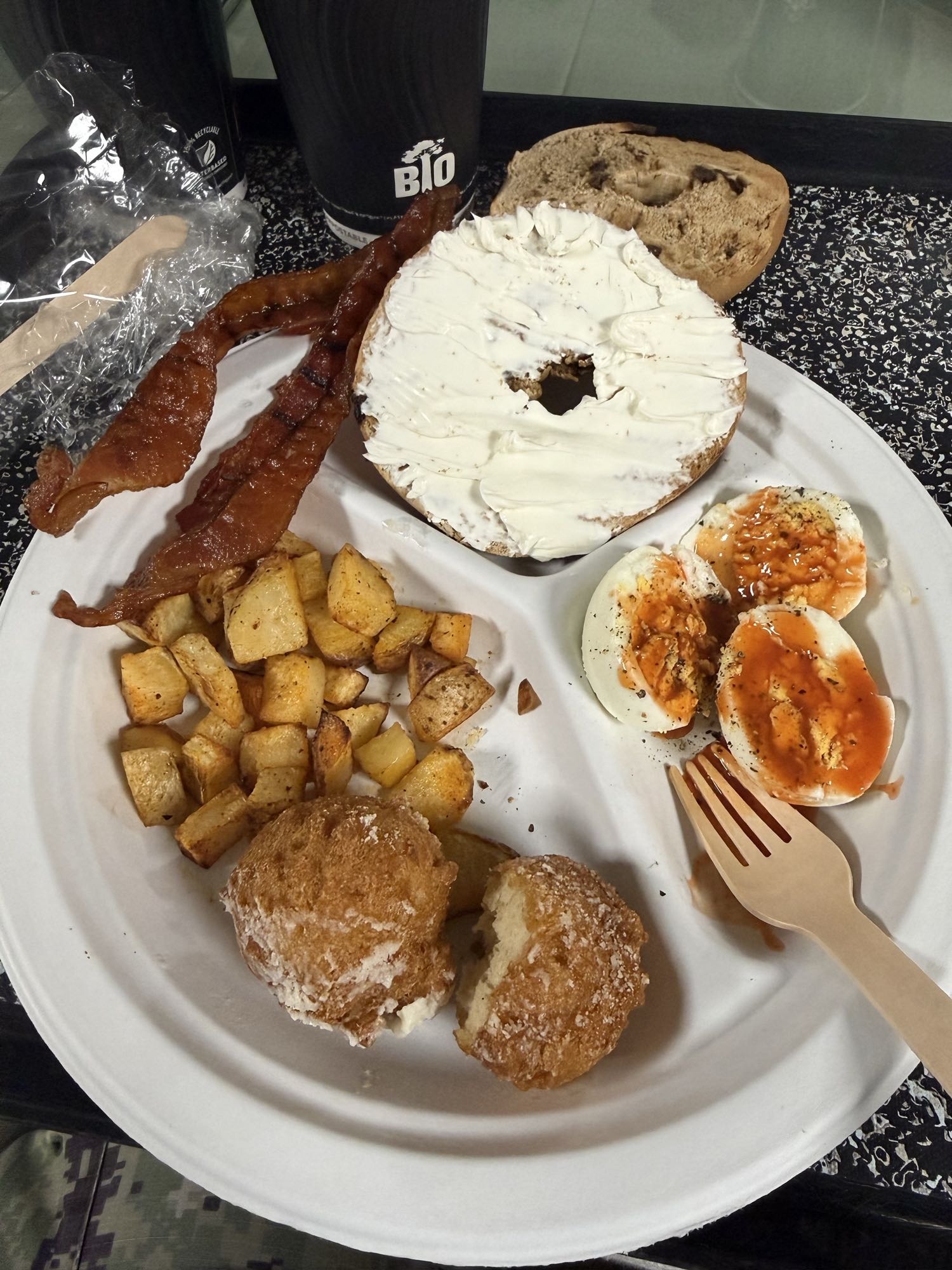 Bagel Breakfast Plate