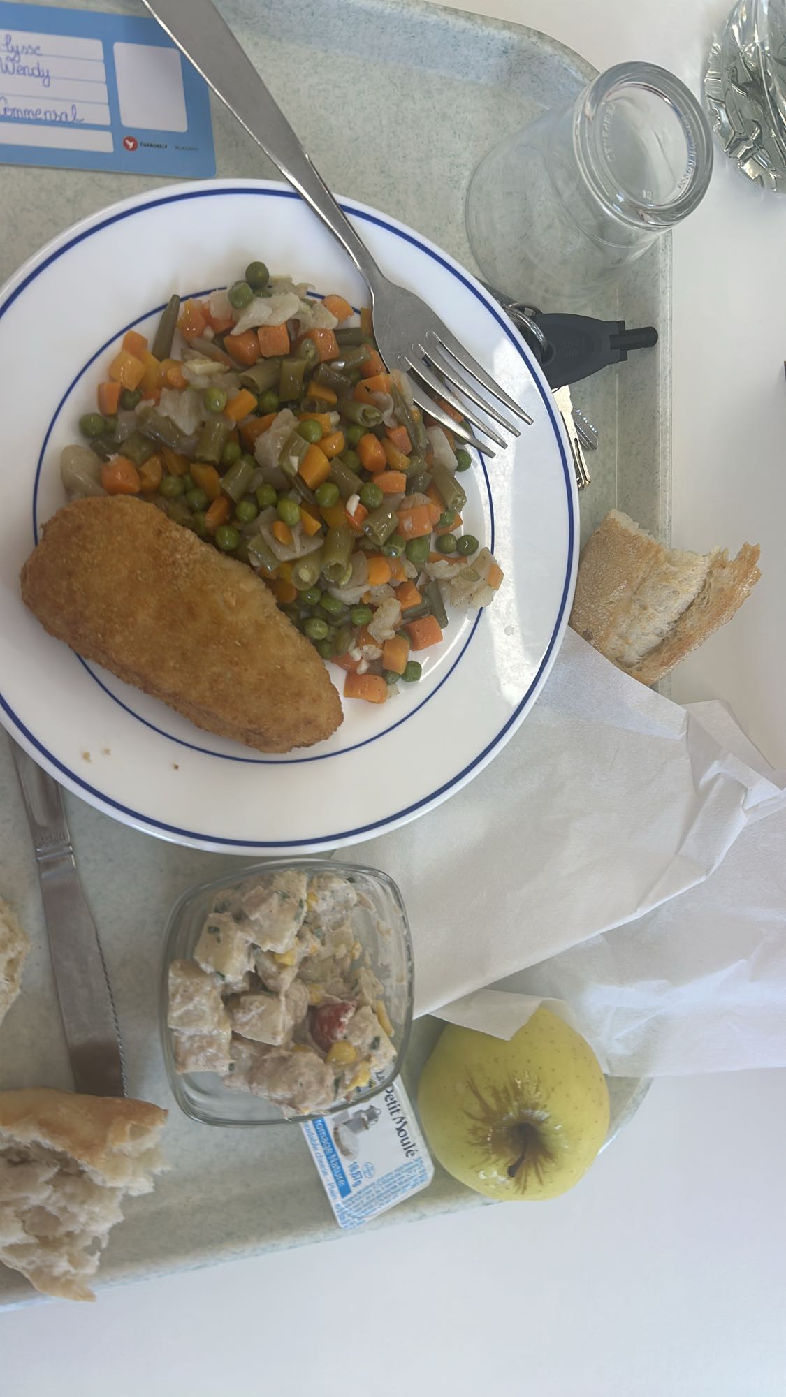 Déjeuner cantine mixte