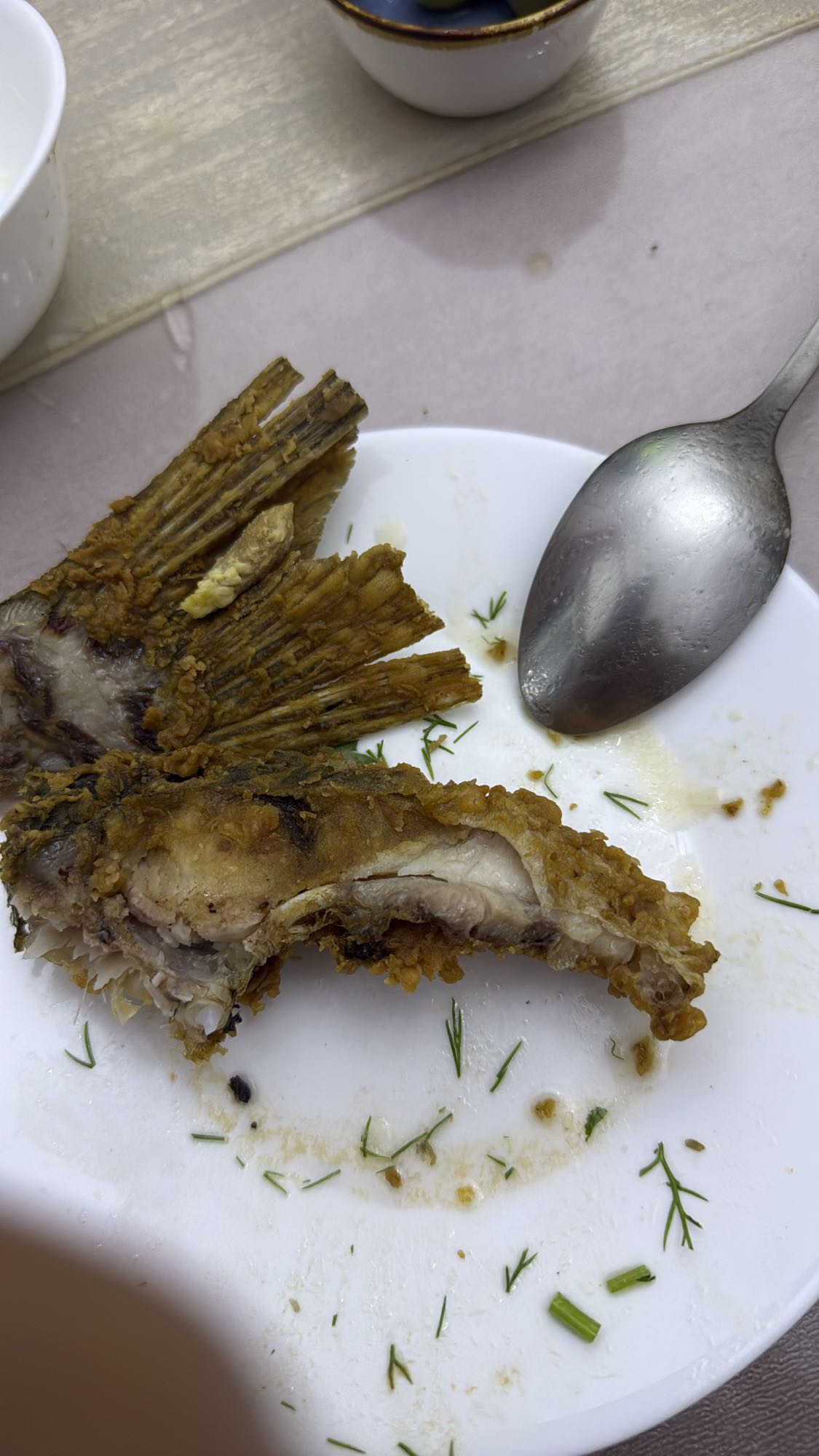 жареная рыба с укропом