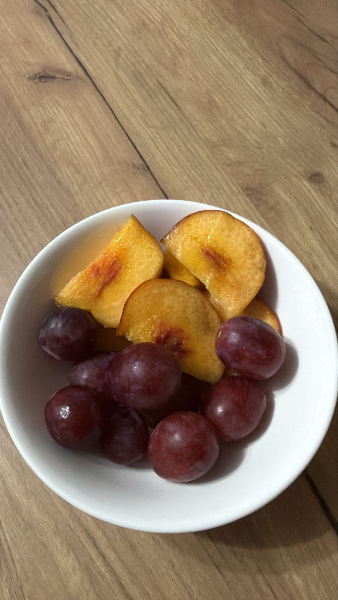 Fructe proaspete în bol