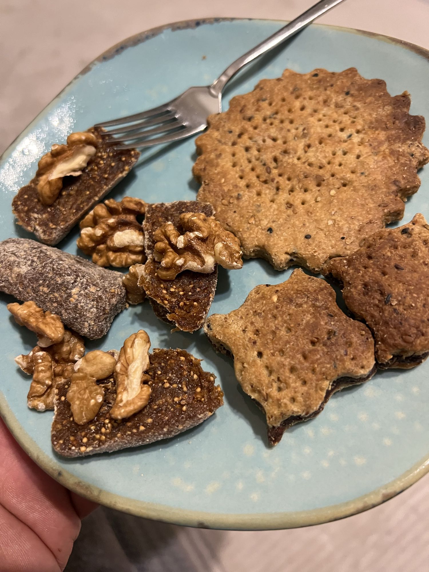 Fig walnut crackers plate