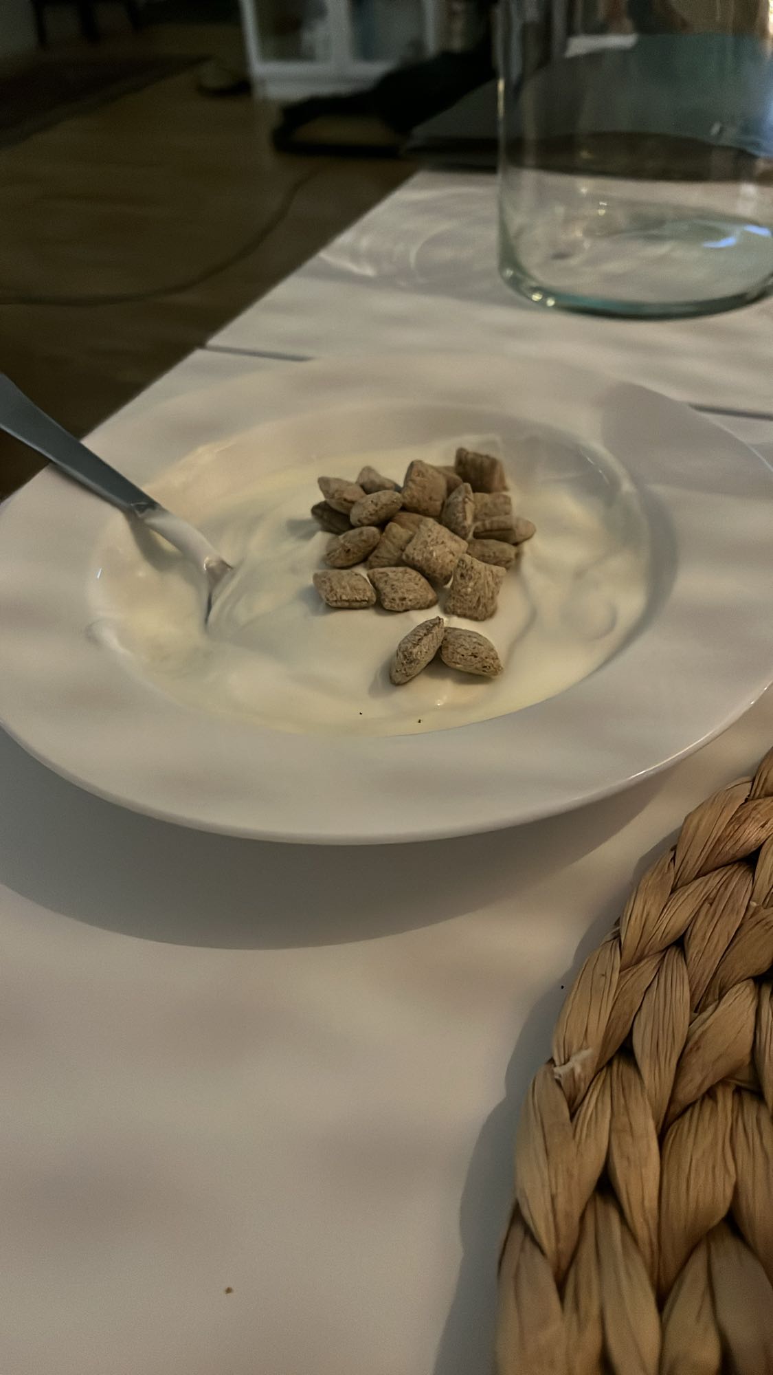 Yoghurt med fullkornscerealier