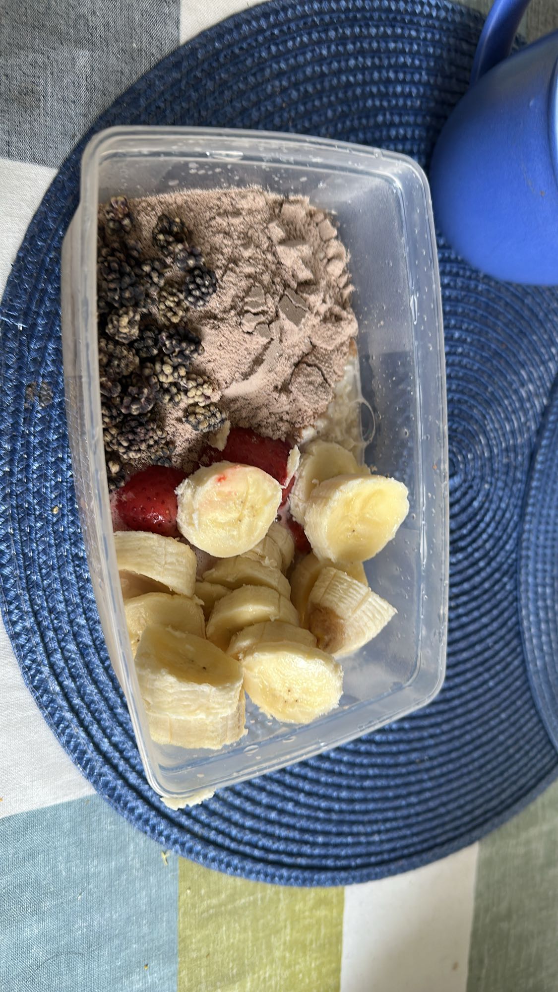 Proteinfrukost med frukt