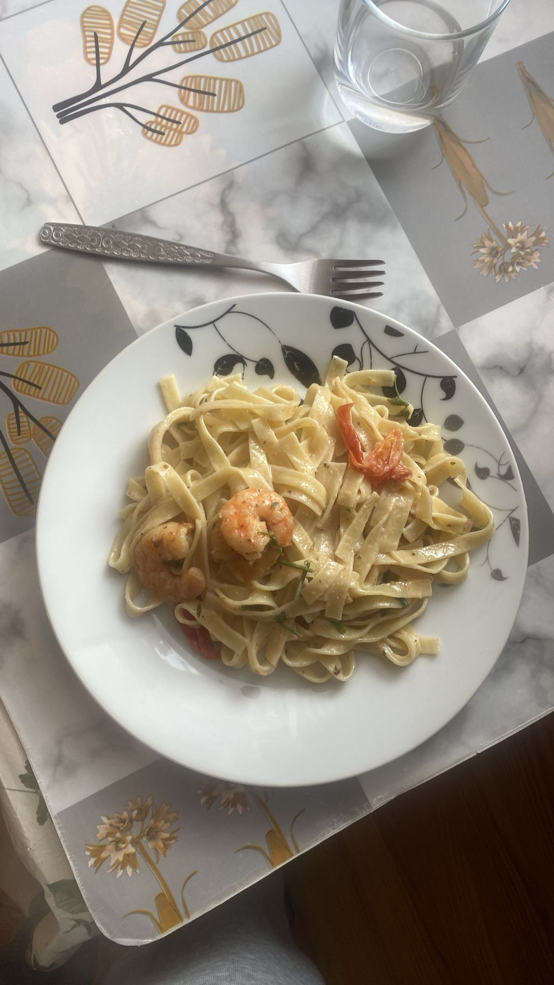 Tagliatelle z krewetkami