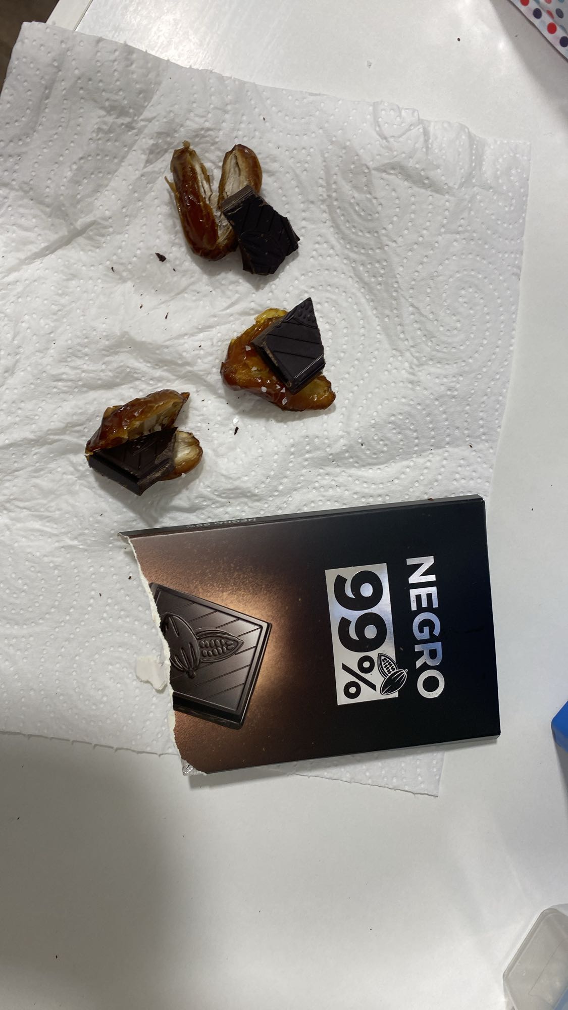 Curmale cu ciocolată neagră