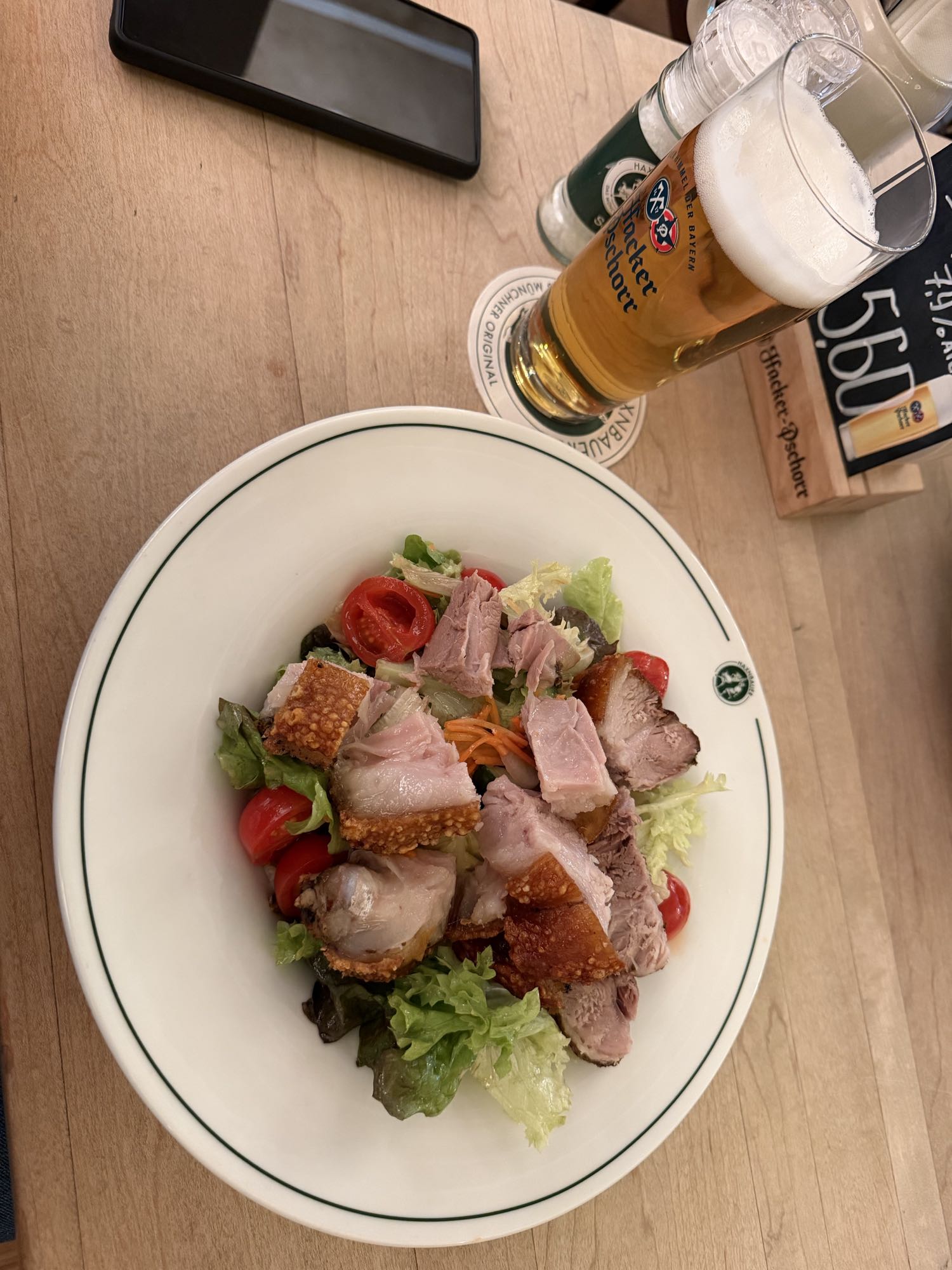 Schweinebraten Salat