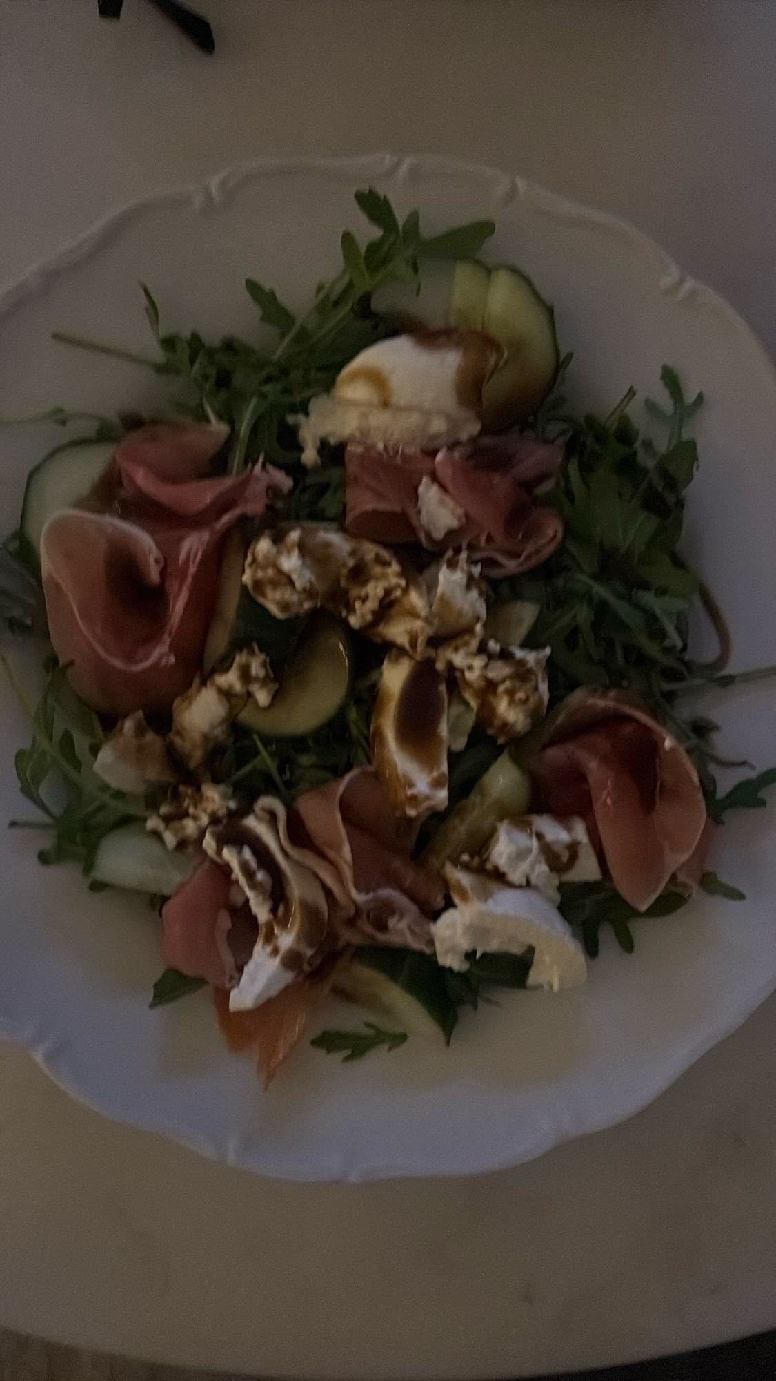 Prosciuttosallad med mozzarella