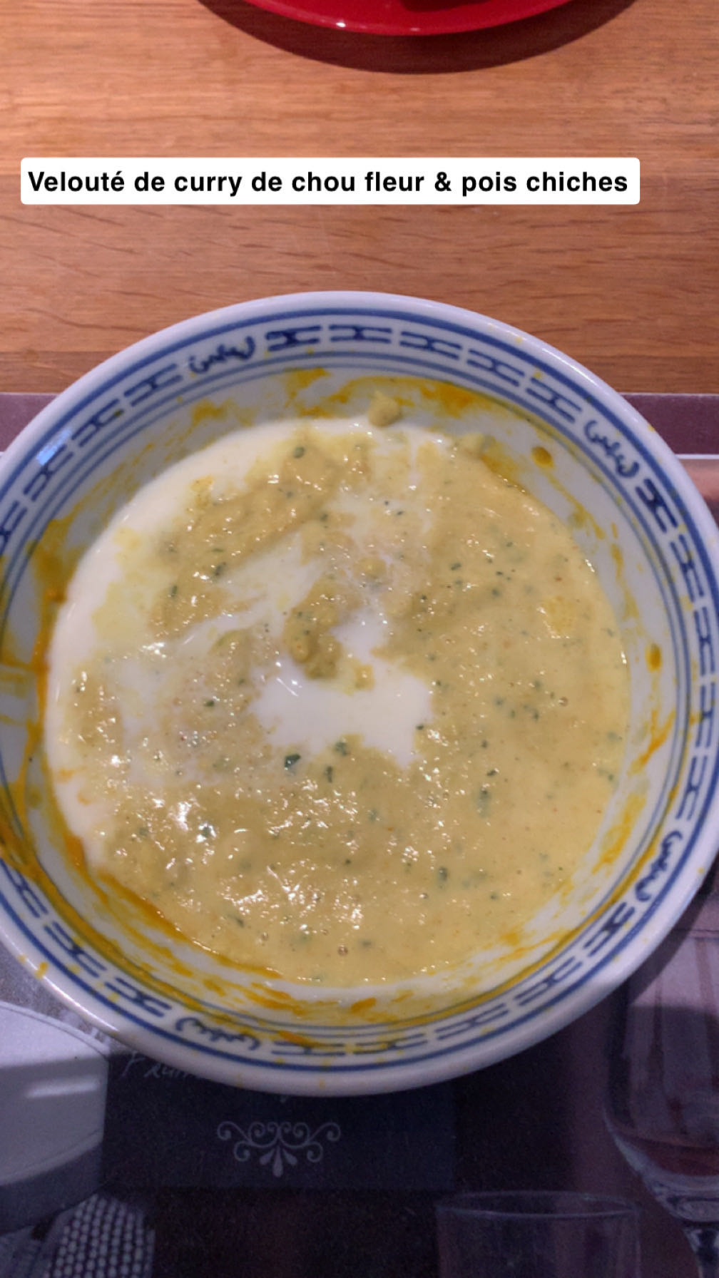 Velouté curry chou-fleur pois chiches