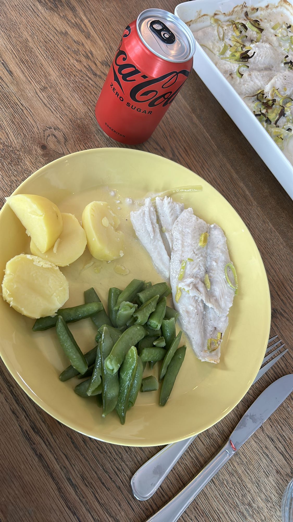 Fisk med potatis och bönor