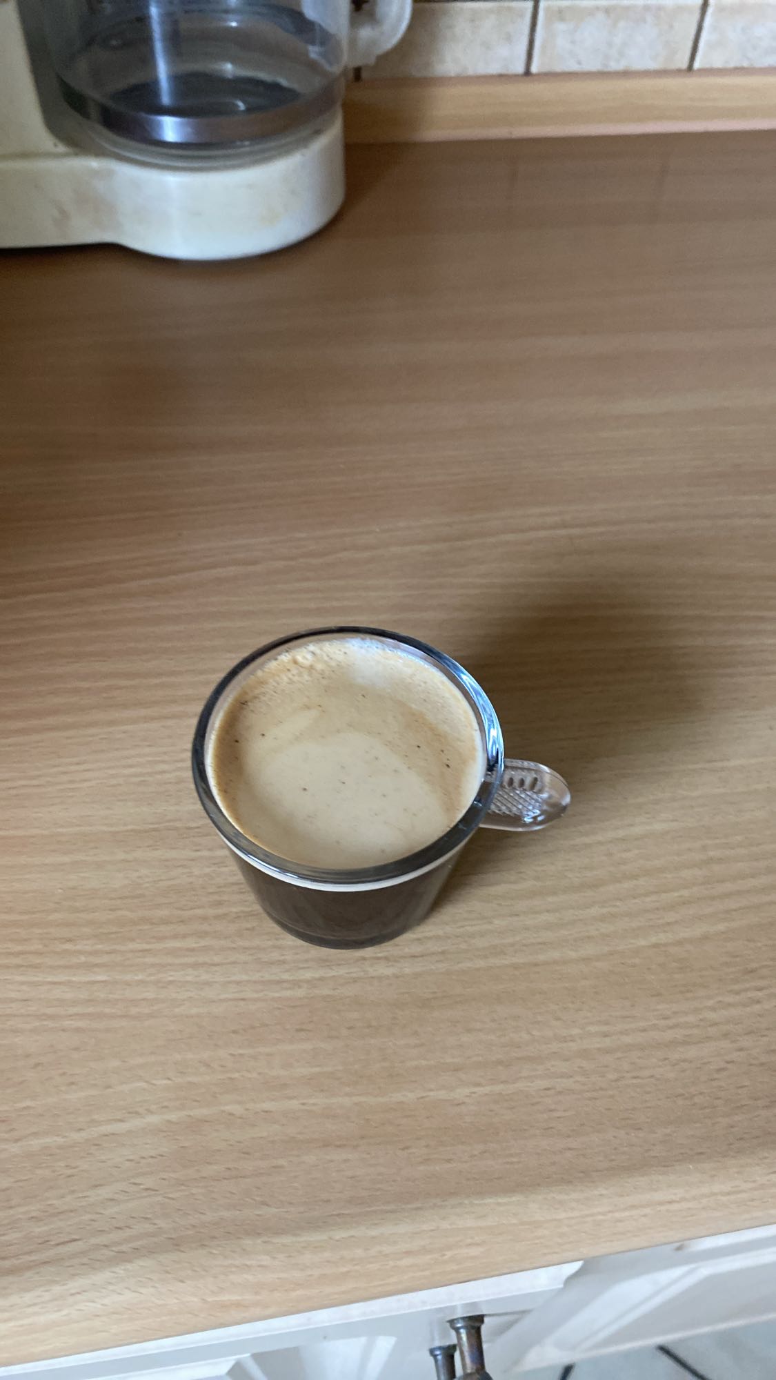 kawa czarna z pianką