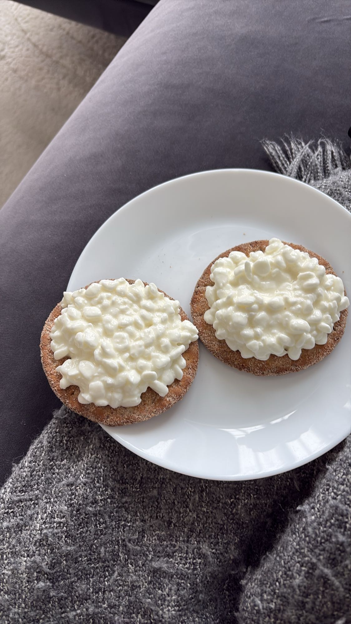 Knäckebröd med keso