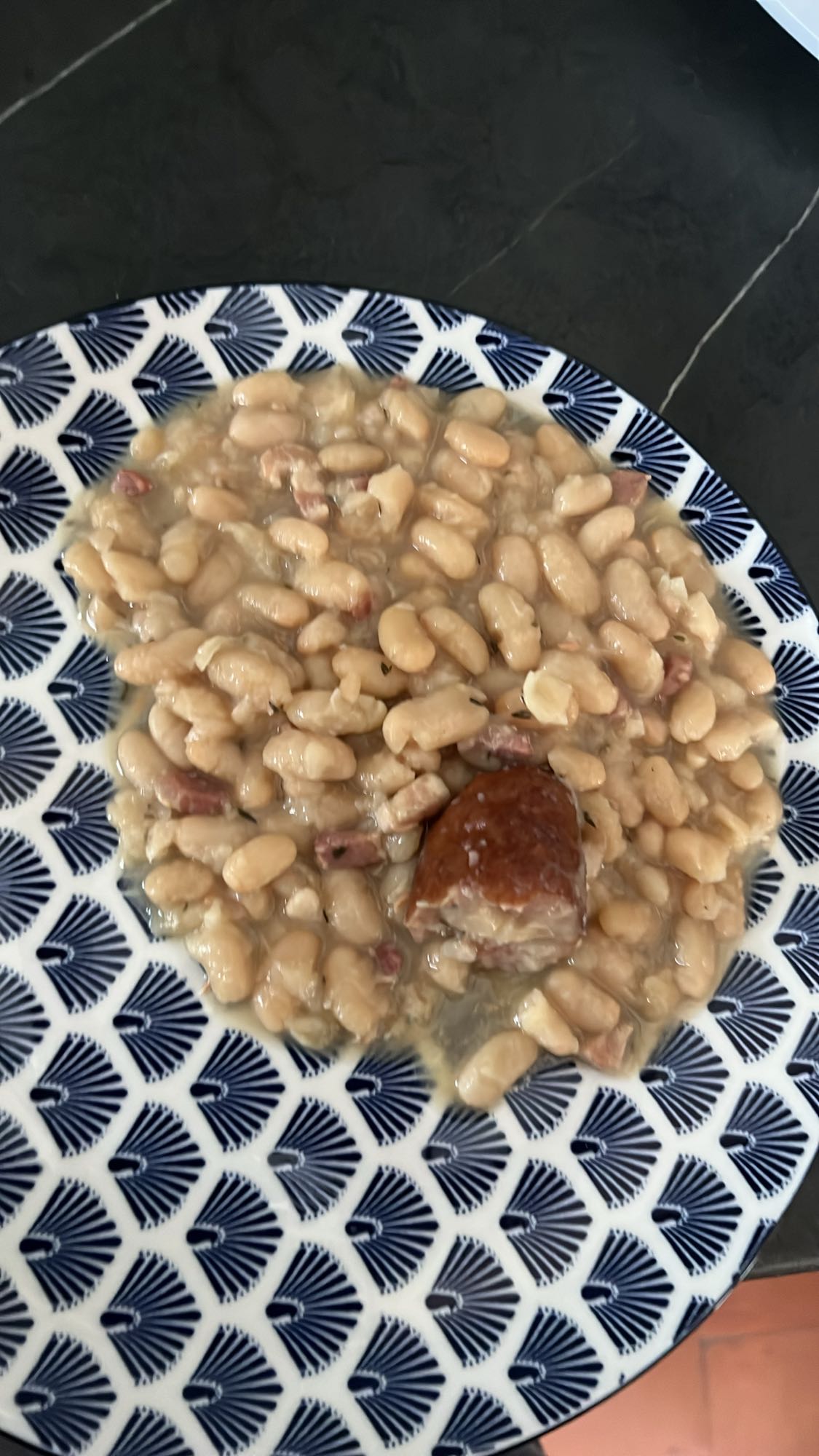 Haricots blancs et saucisse