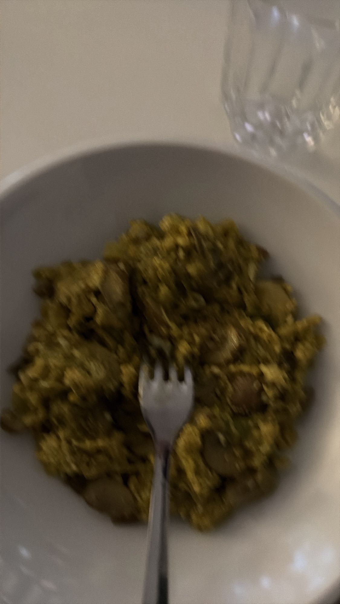 Eierschwammerl mit Pilzen