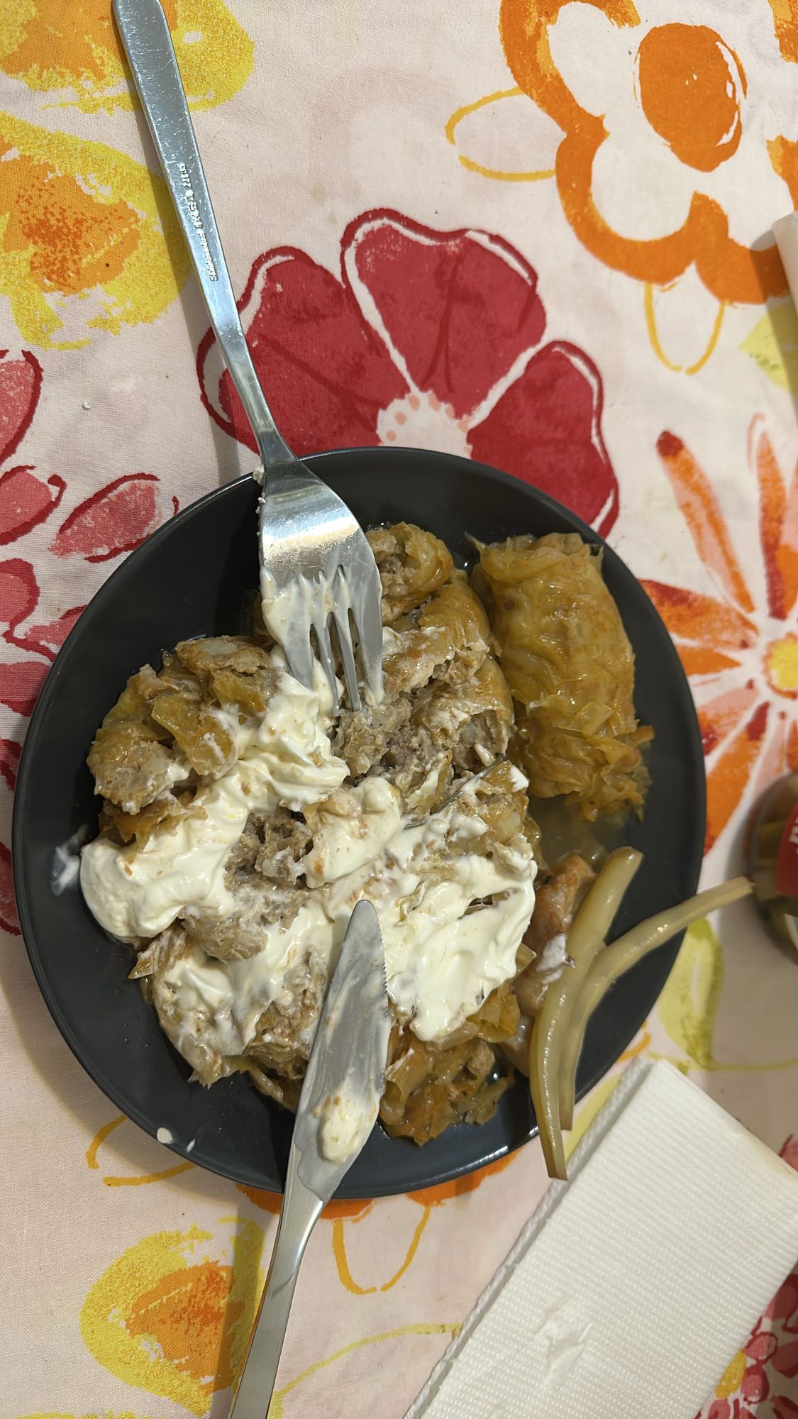 Stuffed cabbage with sour cream