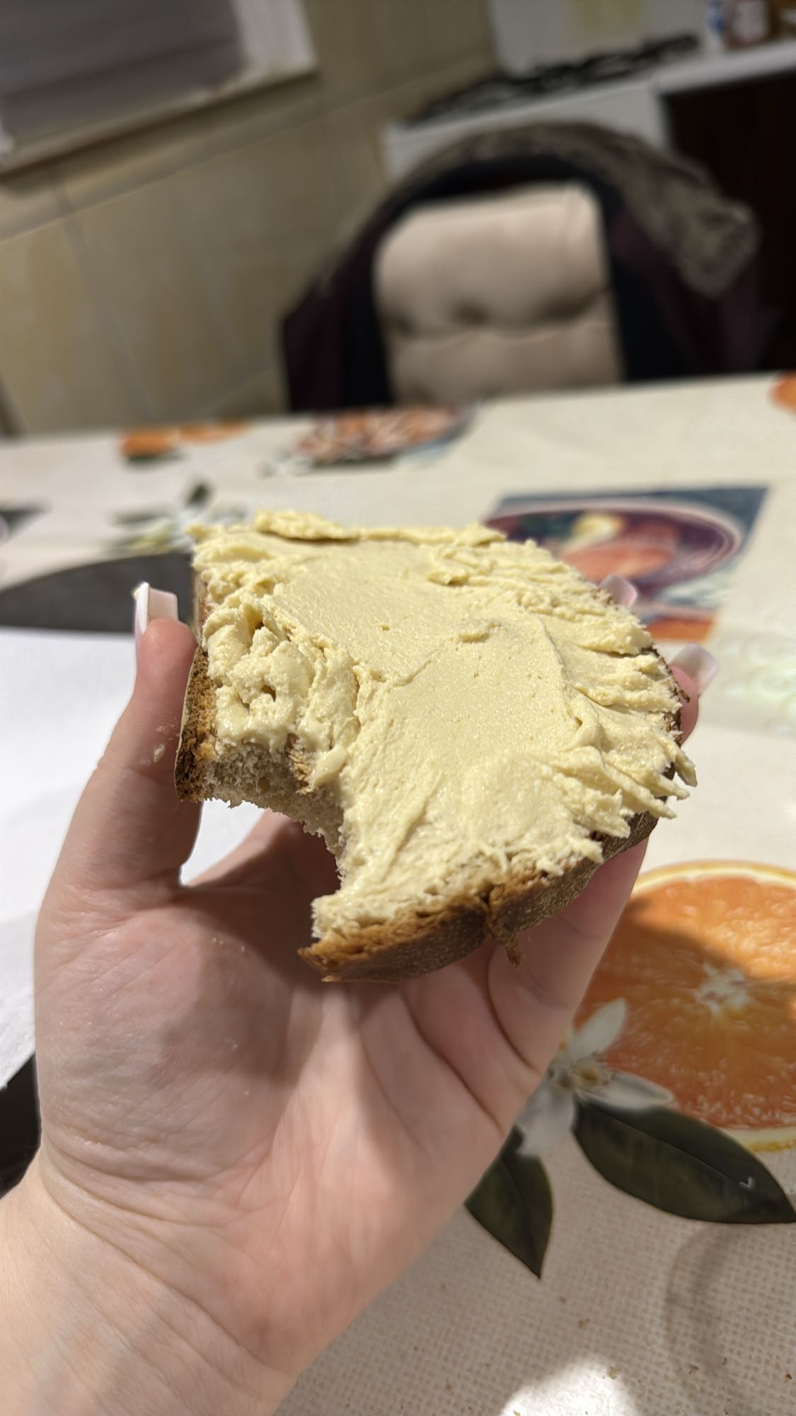 Pâine cu hummus