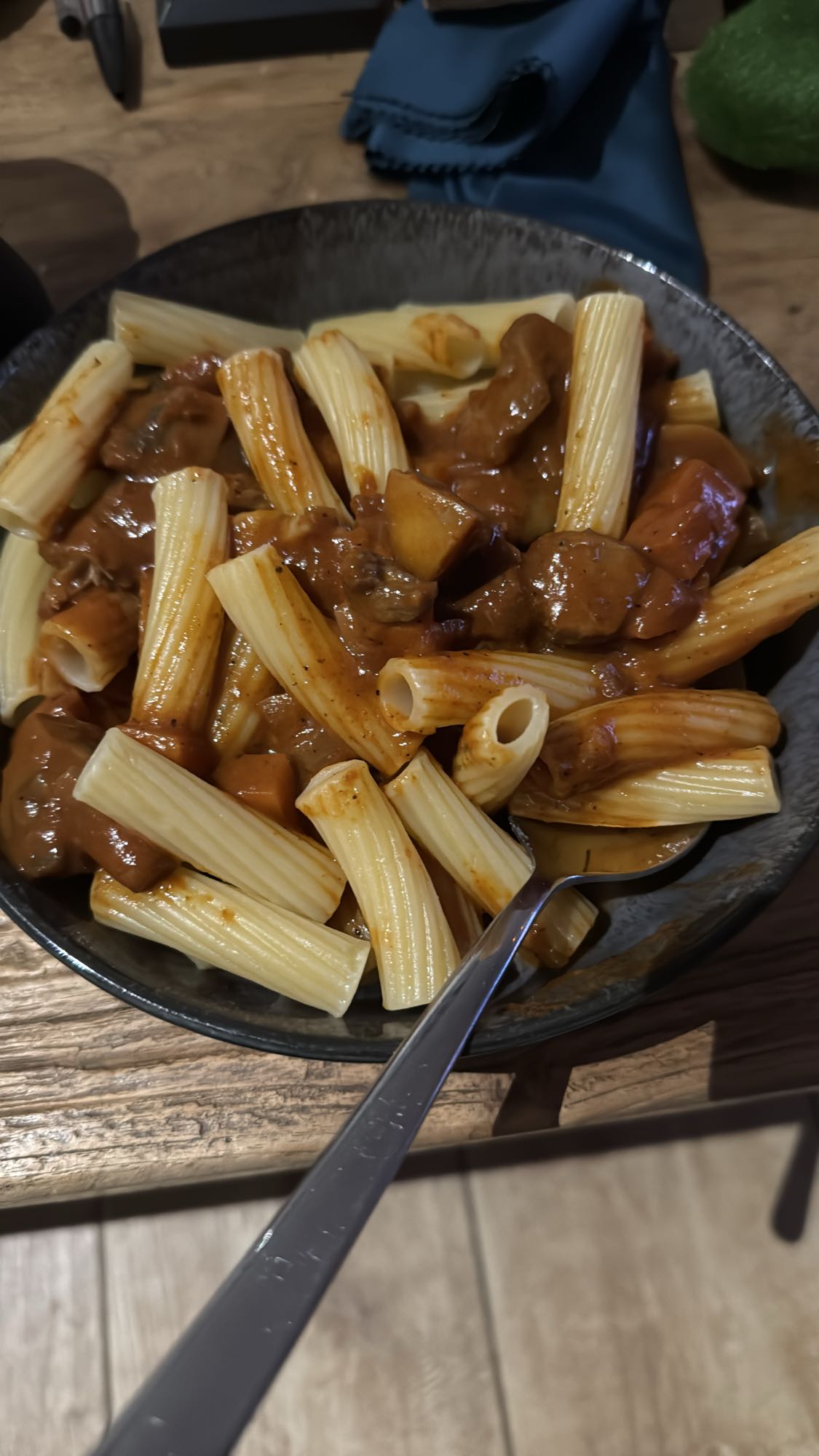 Rigatoni mit Rinderragout