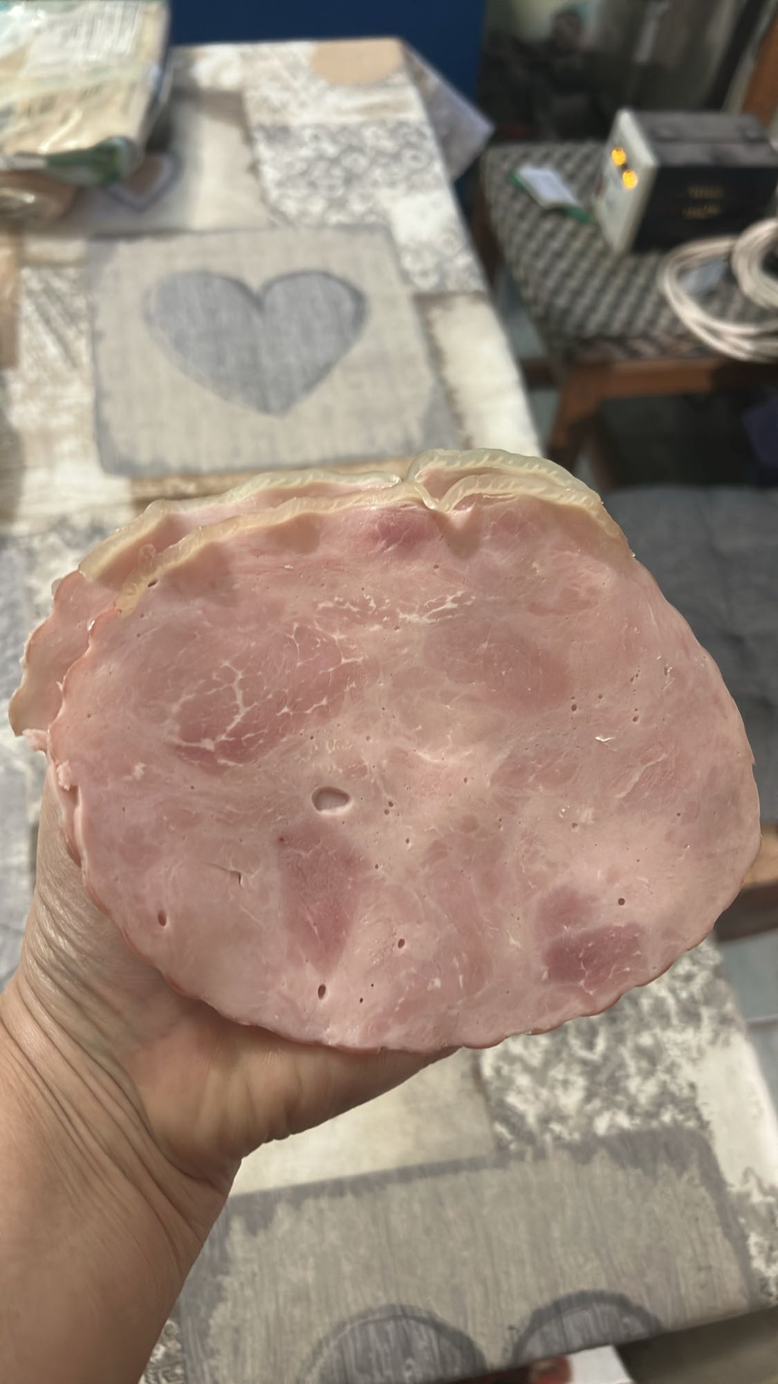 Șuncă feliată