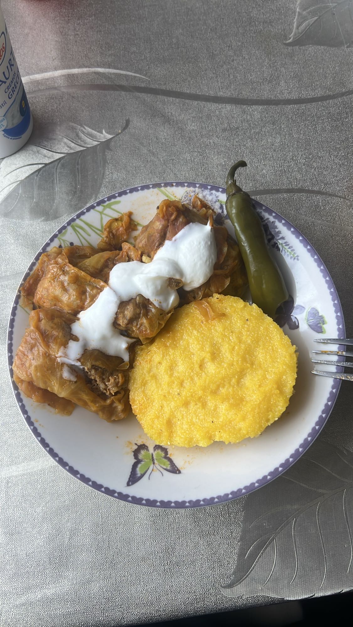 Sarmale cu mămăligă